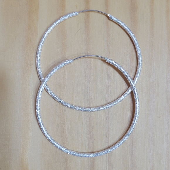 2” Sparkly Round Hoop Earrings NEW - Picture 4 of 8